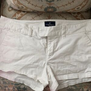 American Eagle Outfitters Women's White High Waist Shorts